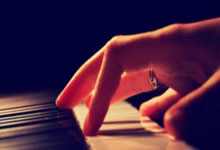 三亿体育体育竞技-凯尔特人连胜终结，活塞振奋奋起迎来新希望！