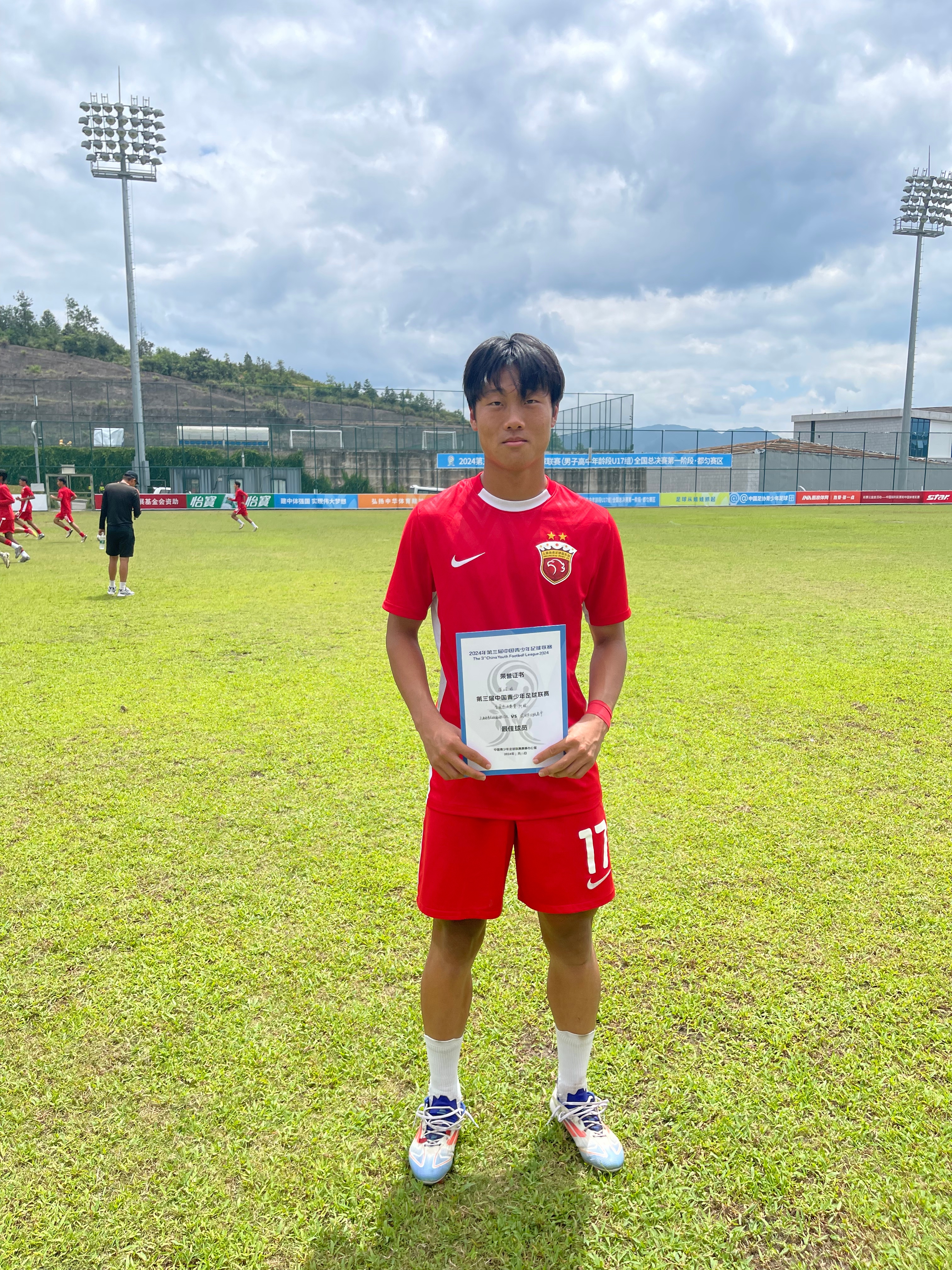 三亿体育体育官网app-关于足球明星大赛展开角逐，看点不断燃起的信息