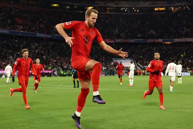 三亿体育体育官方登录入口-拜仁慕尼黑上演绝地逆转，取得连胜的简单介绍