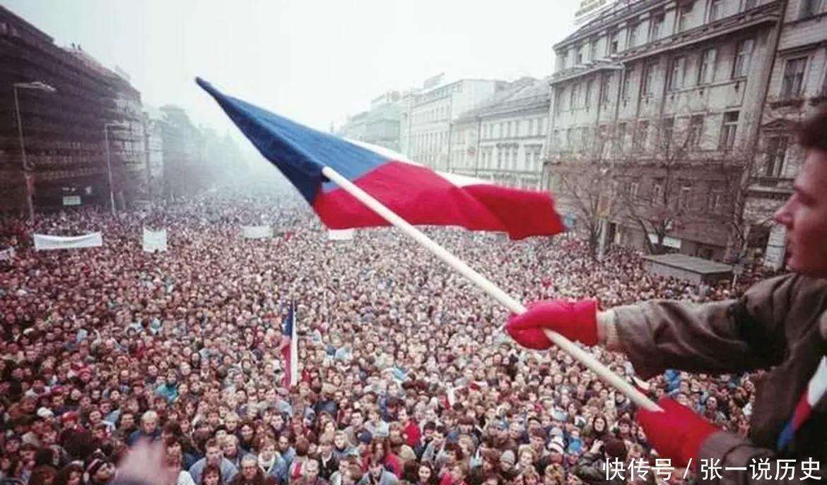 三亿体育体育登录入口-捷克艰难击败斯洛伐克,晋级前途不容乐观的简单介绍