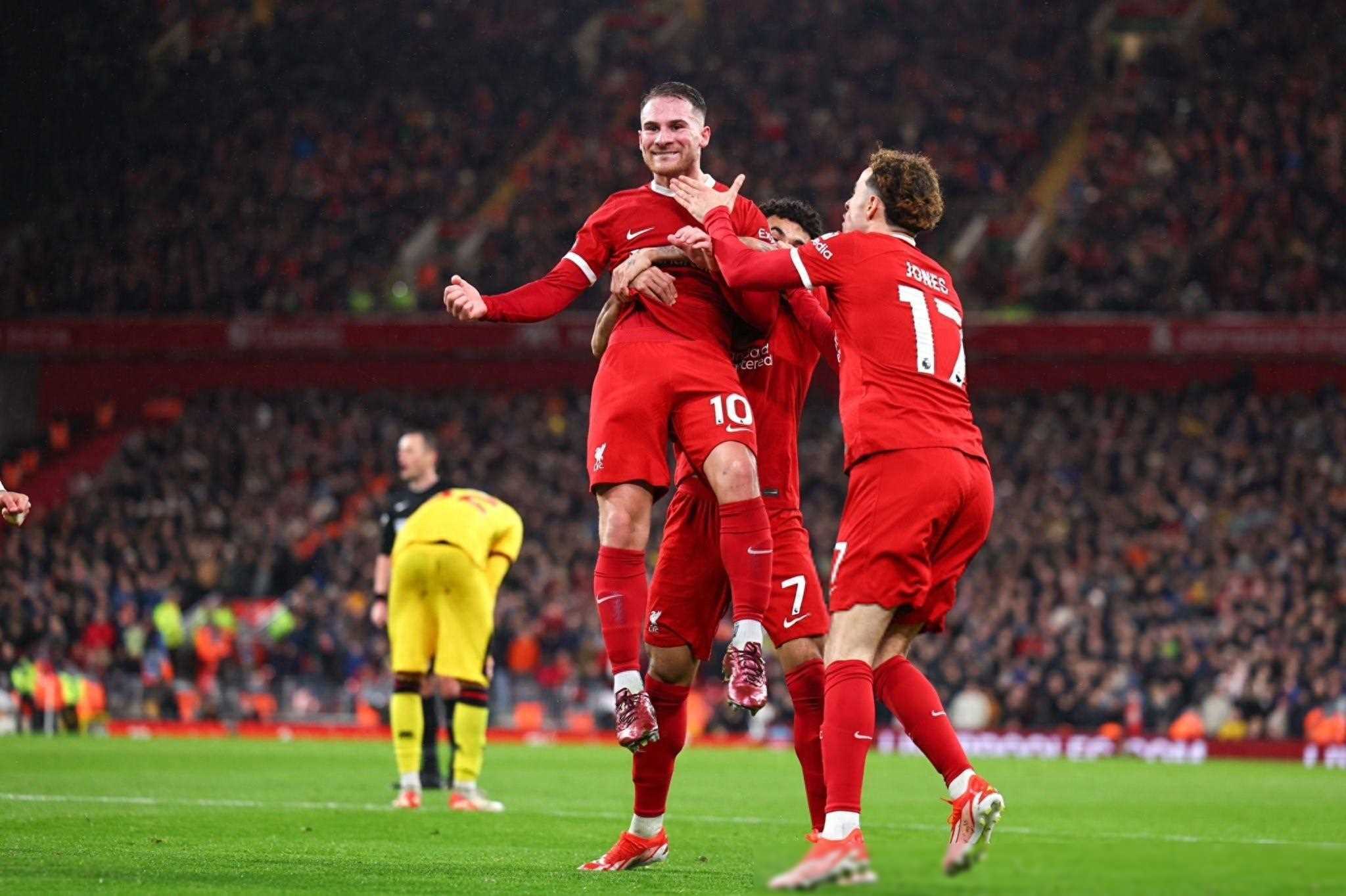 三亿体育体育官方-关于巴黎圣日耳曼主场大胜，提前锁定小组第一的信息