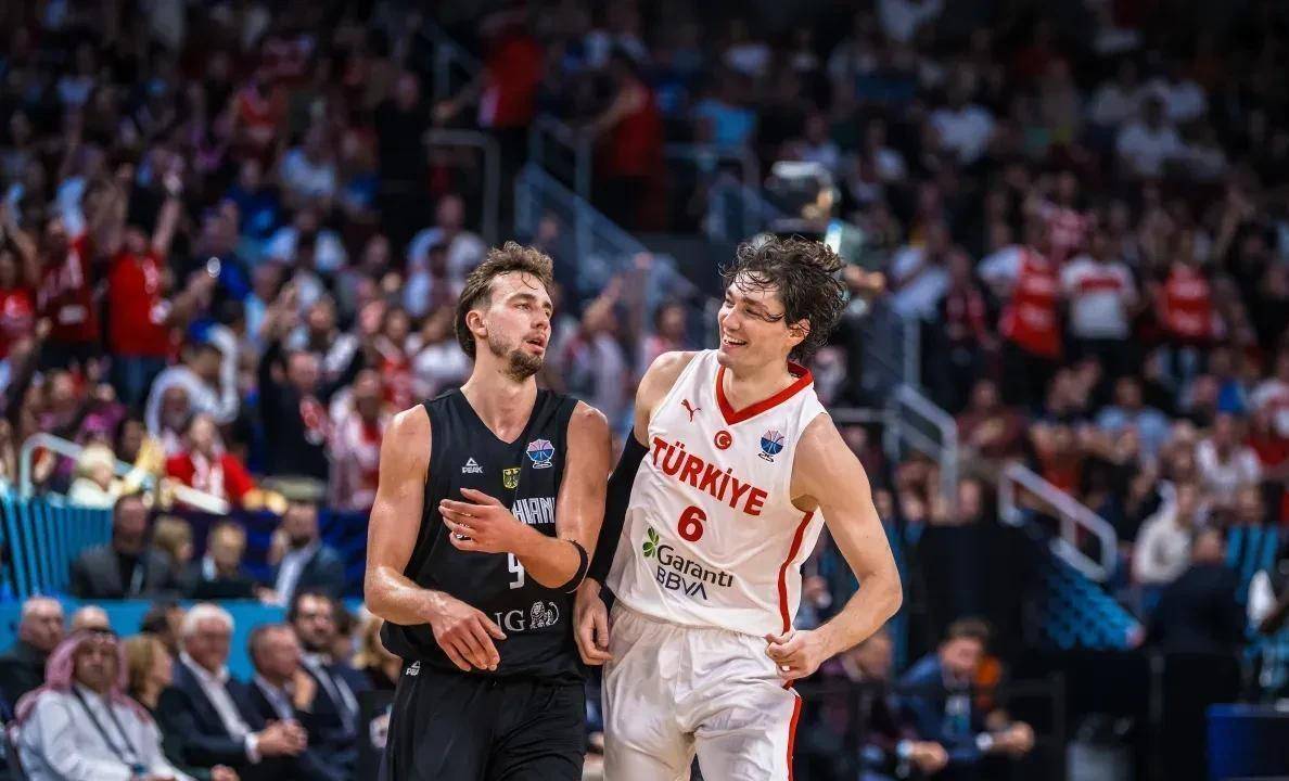 欧洲顶级篮球比赛落幕，全明星阵容亮相