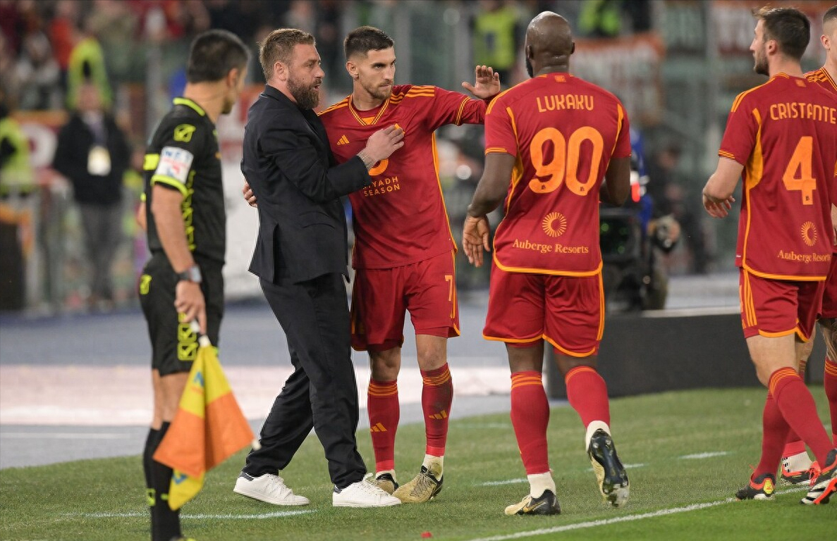 三亿体育体育电竞-罗马主场迎战萨索洛，决心取得联赛三分