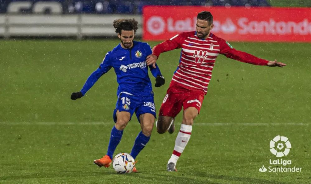 三亿体育体育在线-瓦朗谢纳夺冠欢乐，跻身积分榜前列的简单介绍