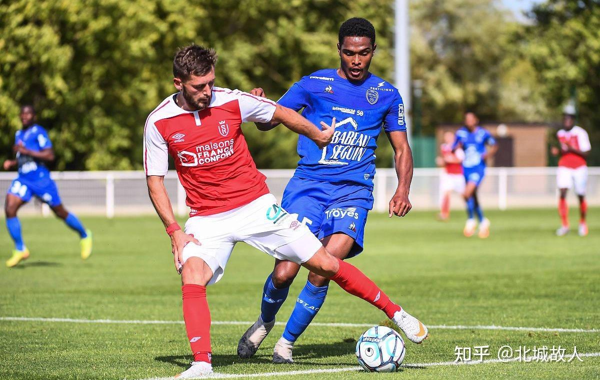 瓦朗谢纳夺冠欢乐，跻身积分榜前列的简单介绍