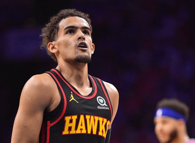 包含老鹰队签下新秀，盼望他能成为未来球队的核心力量的词条