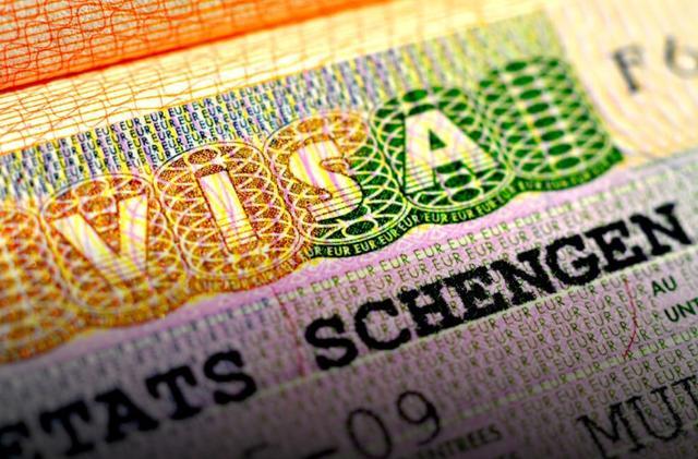 三亿体育体育app下载地址-爱尔兰勤奋拚搏，挑战塞浦路斯争取平局