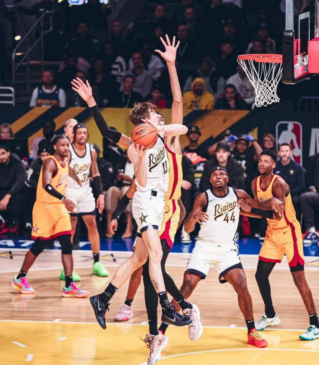 关键时刻的罚球，帮助球队夺得胜利