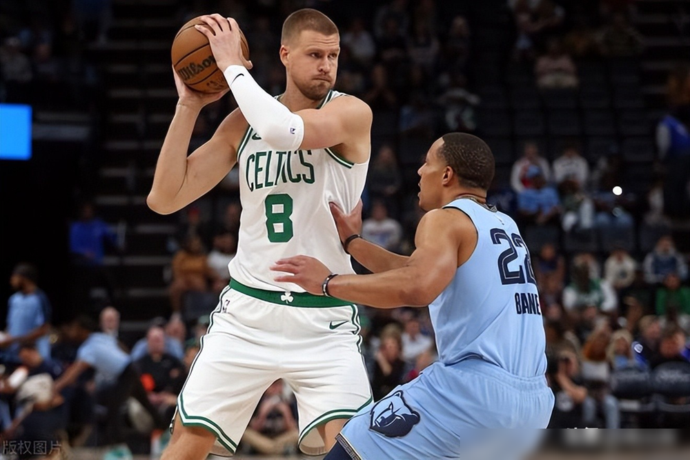 凯尔特人大胜灰熊,新秀表现抢眼 凯尔特人大胜灰熊,新秀表现抢眼